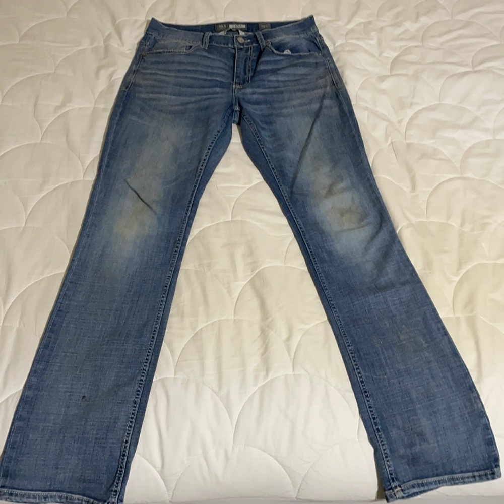 Buckle Jeans
